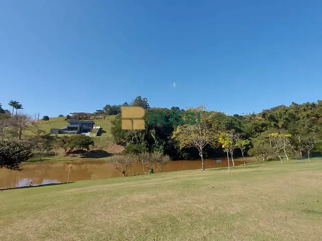 Terreno com 1073m², à venda, no bairro Tapanhão em Jambeiro