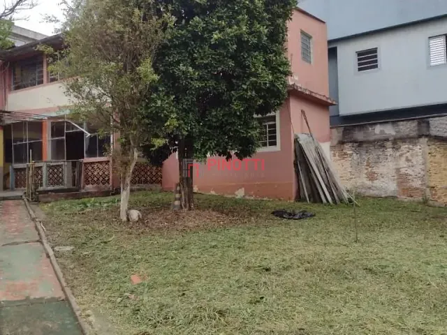 Terreno à venda, no bairro Taboão em Diadema