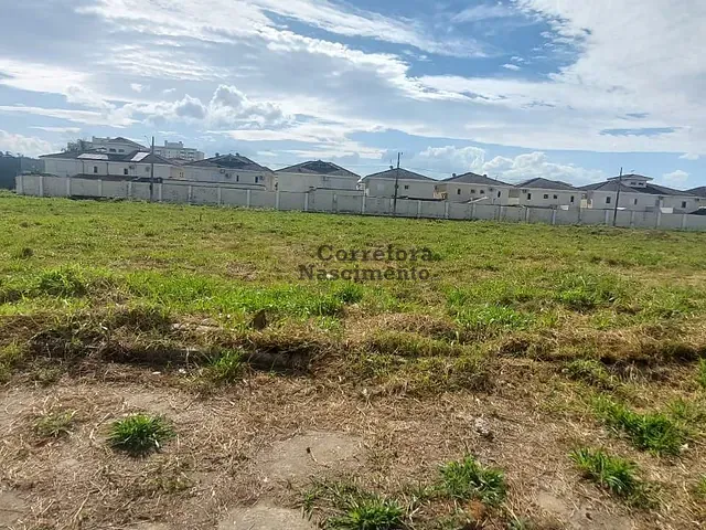 Terreno com 300m², à venda, no bairro Jardim Santa Maria em Jacareí