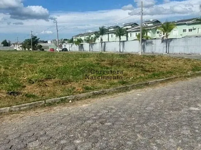 Terreno com 359m², à venda, no bairro Jardim Santa Maria em Jacareí