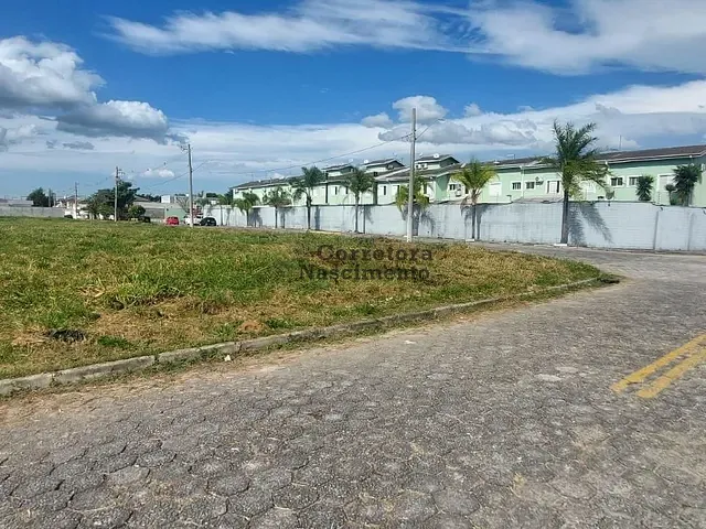 Terreno com 359m², à venda, no bairro Jardim Santa Maria em Jacareí