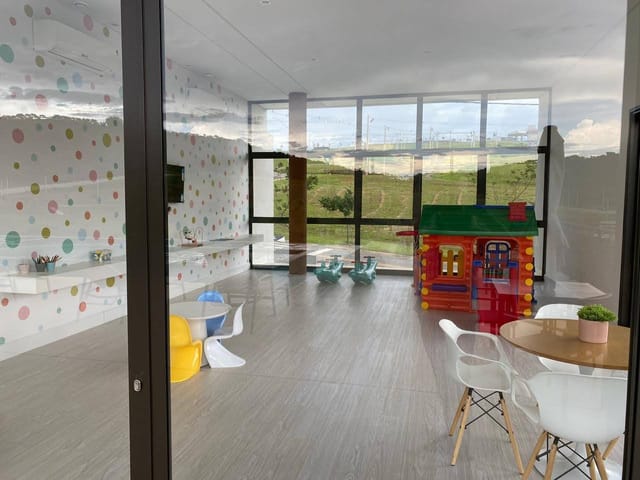 Terreno com 309m², à venda, no bairro Jardim Marlene Miranda em Taubaté