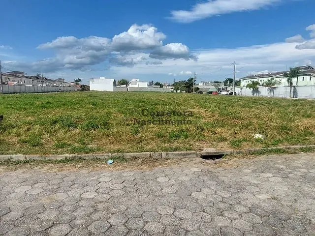 Terreno com 352m², à venda, no bairro Jardim Santa Maria em Jacareí