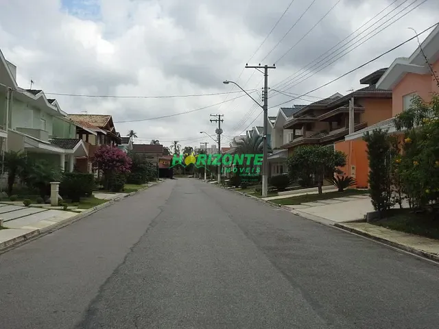 Terreno com 314m², à venda, no bairro Cidade Jardim em Jacareí