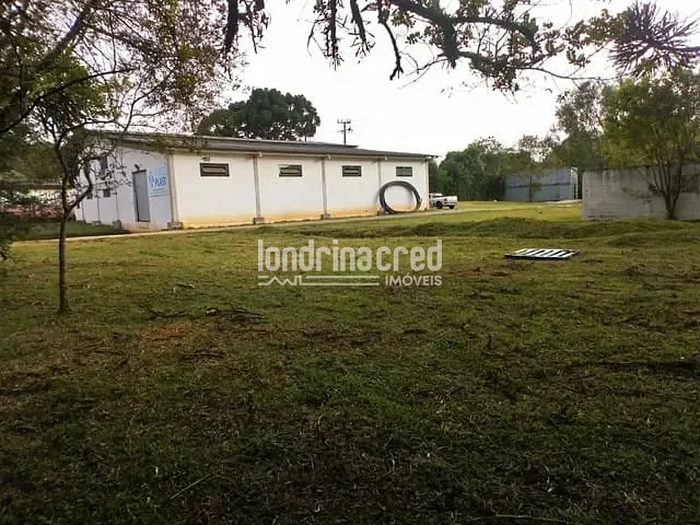 Terreno com 8000m², à venda, no bairro Jardim Itaqui em Campo Largo