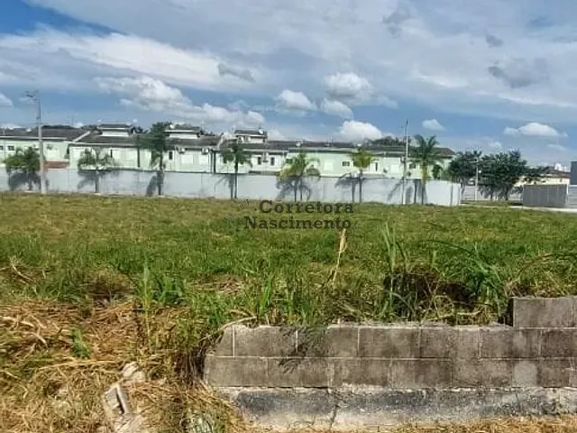 Terreno com 359m², à venda, no bairro Jardim Santa Maria em Jacareí