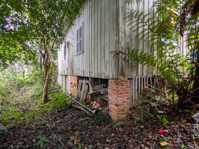Terreno com 583m², à venda, no bairro Mercês em Curitiba
