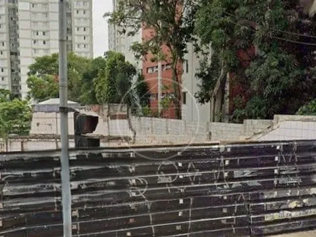 Terreno com 900m², à venda, no bairro Jardim Taquaral em São Paulo