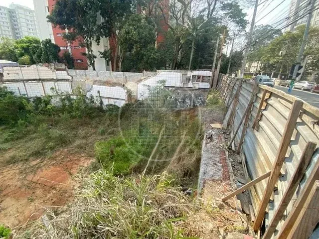 Terreno com 900m², à venda, no bairro Jardim Taquaral em São Paulo