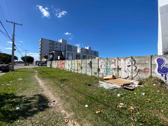 Terreno com 600m², à venda, no bairro Areal em Pelotas