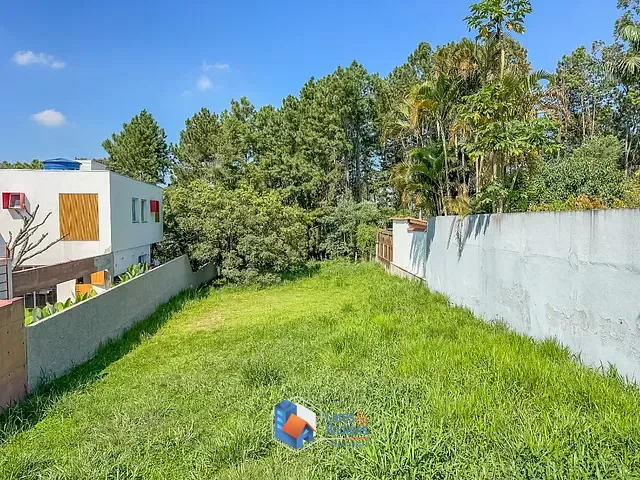 Terreno com 1301m² 1 quarto e 1 banheiro, à venda, no bairro Nova Higienópolis em Jandira