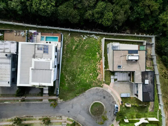 Terreno com 490m², à venda, no bairro Tamboré em Santana de Parnaíba