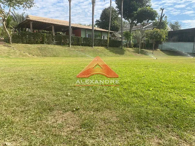 Terreno com 2500m², à venda, no bairro Jardim Uirá em São José dos Campos