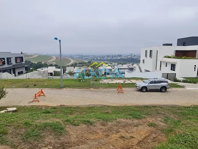 Terreno com 880m², à venda, no bairro Condomínio Reserva do Paratehy em São José dos Campos