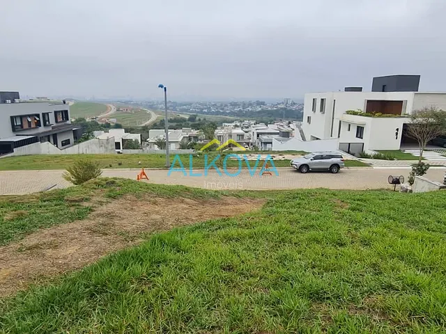 Terreno com 880m², à venda, no bairro Condomínio Reserva do Paratehy em São José dos Campos