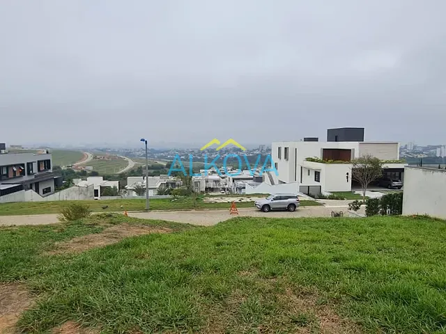 Terreno com 880m², à venda, no bairro Condomínio Reserva do Paratehy em São José dos Campos