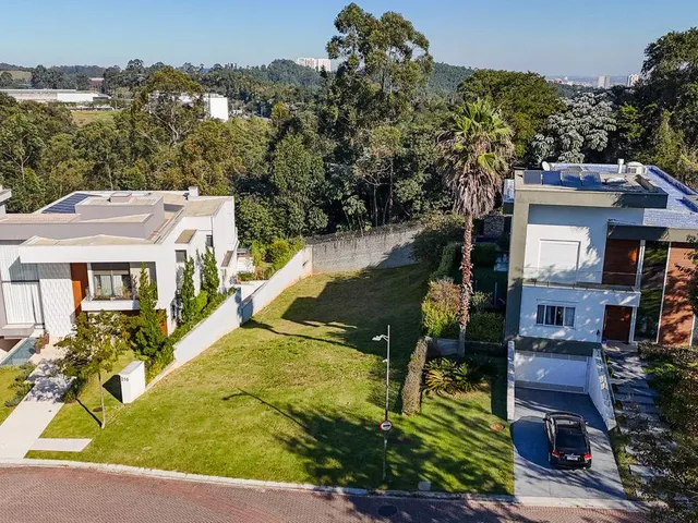 Terreno com 736m², à venda, no bairro Tamboré em Santana de Parnaíba