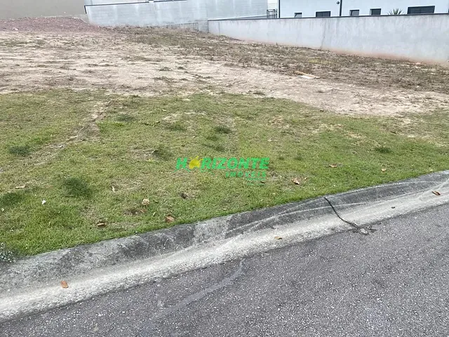 Terreno com 600m², à venda, no bairro Condomínio Reserva do Paratehy em São José dos Campos