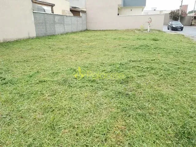 Terreno com 270m², à venda, no bairro Vila dos Comerciarios II em Taubaté