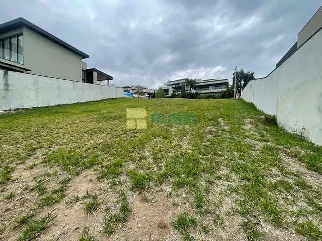 Terreno com 715m², à venda, no bairro Urbanova em São José dos Campos