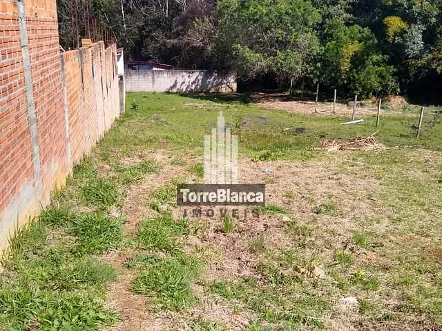 Terreno com 630m², à venda, no bairro Cará-Cará em Ponta Grossa