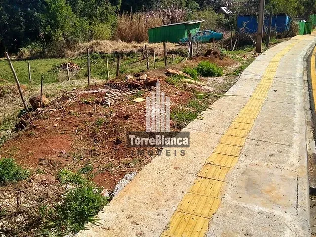 Terreno com 630m², à venda, no bairro Cará-Cará em Ponta Grossa