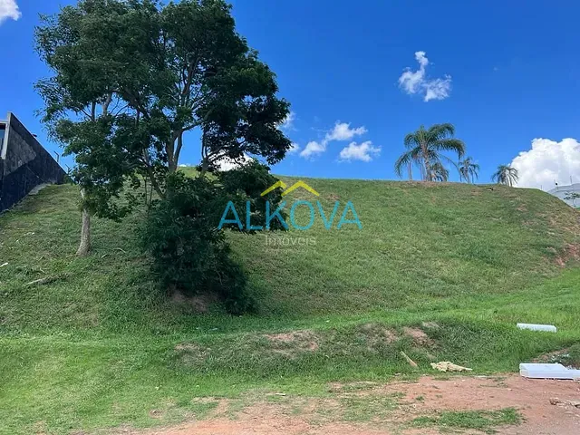 Terreno com 1876m², à venda, no bairro Mirante do Vale em Jacareí