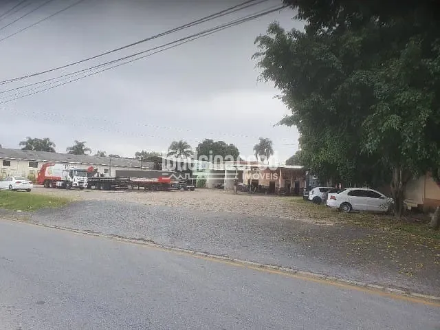 Terreno à venda, no bairro Fazenda Velha em Araucária
