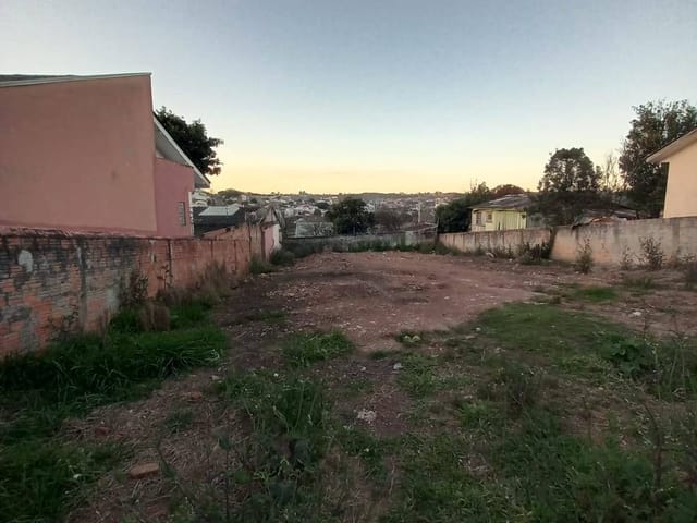 Terreno à Venda na Vila Cipa, Amplo e Murado