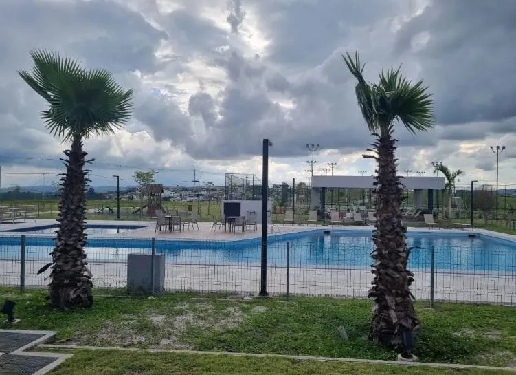 Terreno, 348 m² - Foto 1