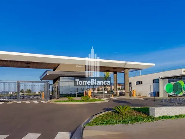 Terreno com 252m², à venda, no bairro Uvaranas em Ponta Grossa