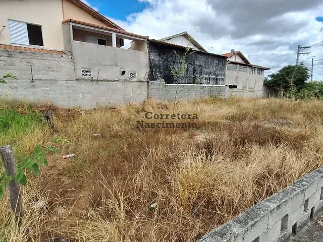 Terreno com 333m², à venda, no bairro Jardim Sant'Anna do Pedregulho em Jacareí
