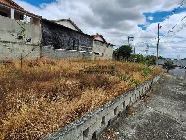 Terreno com 333m², à venda, no bairro Jardim Sant'Anna do Pedregulho em Jacareí