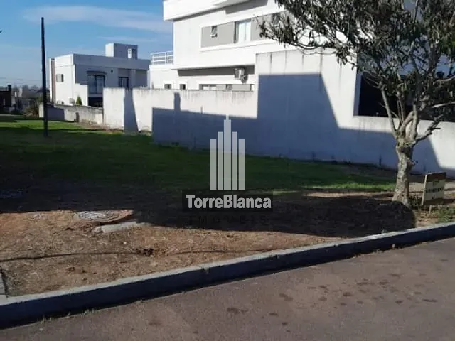 Terreno com 384m², à venda, no bairro Jardim Carvalho em Ponta Grossa