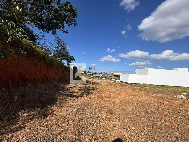 Terreno com 1252m², à venda, no bairro Jardim Santorini em Indaiatuba