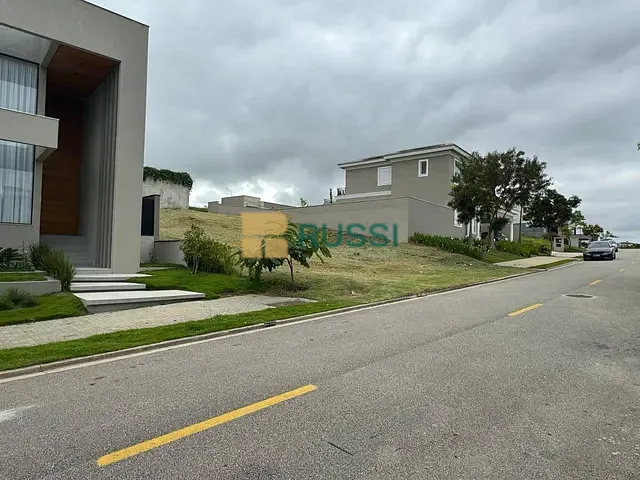 Terreno com 466m², à venda, no bairro Condomínio Residencial Alphaville II em São José dos Campos