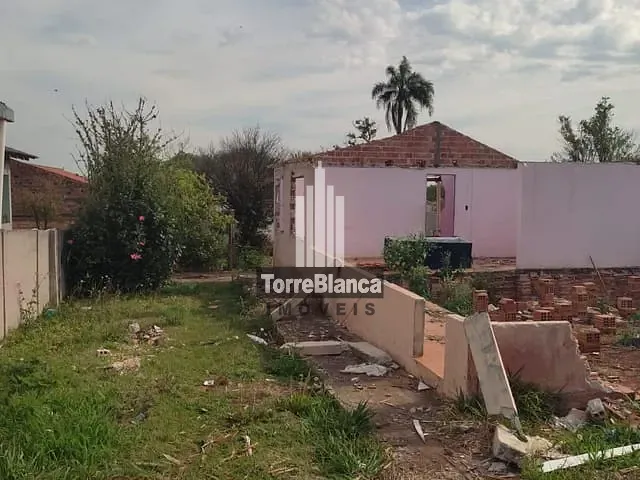 Terreno com 495m², à venda, no bairro Uvaranas em Ponta Grossa