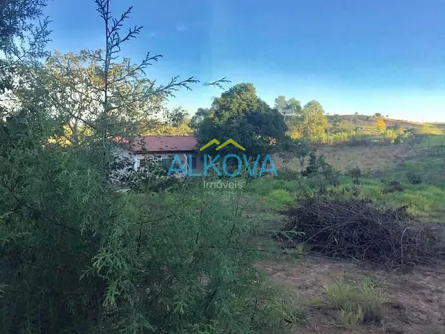 Terreno com 1400m², à venda, no bairro Marambaia em Caçapava