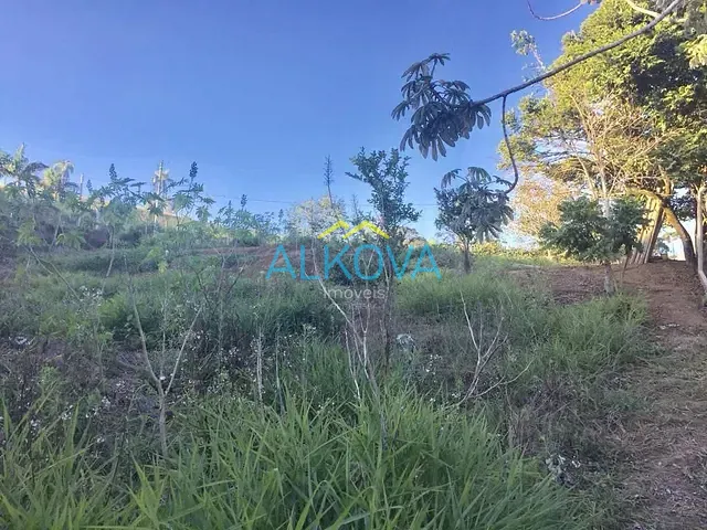 Terreno com 1400m², à venda, no bairro Marambaia em Caçapava
