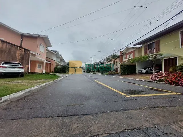 Terreno com 315m², à venda, no bairro Cidade Jardim em Jacareí