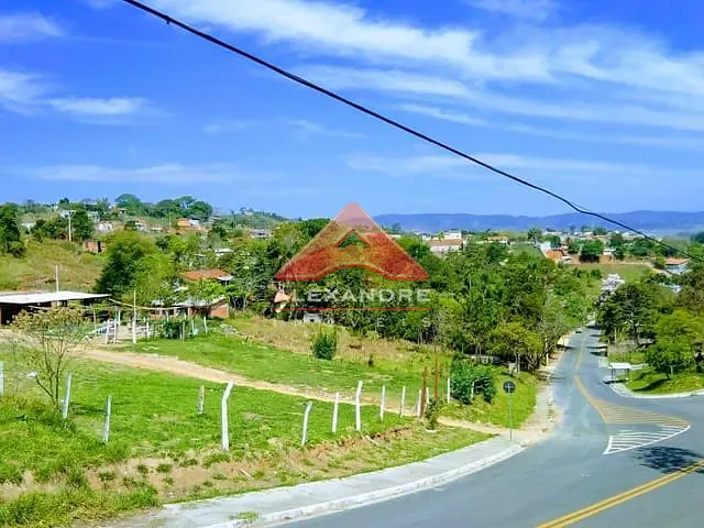 Terreno com 977m², à venda, no bairro Chácaras Pousada do Vale em São José dos Campos