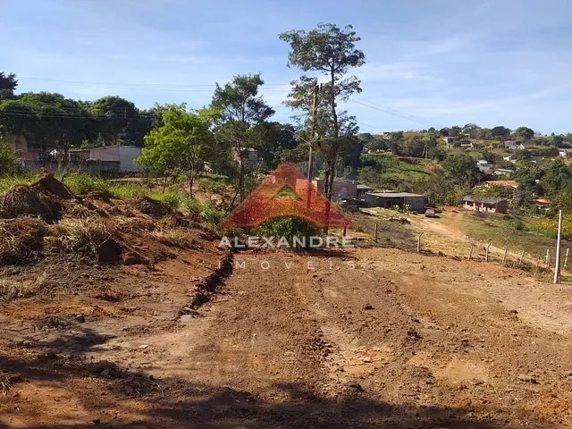 Terreno com 977m², à venda, no bairro Chácaras Pousada do Vale em São José dos Campos