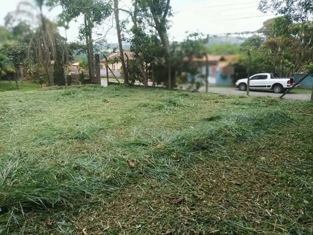 Terreno com 1871m², à venda, no bairro Chácara Represinha em Cotia