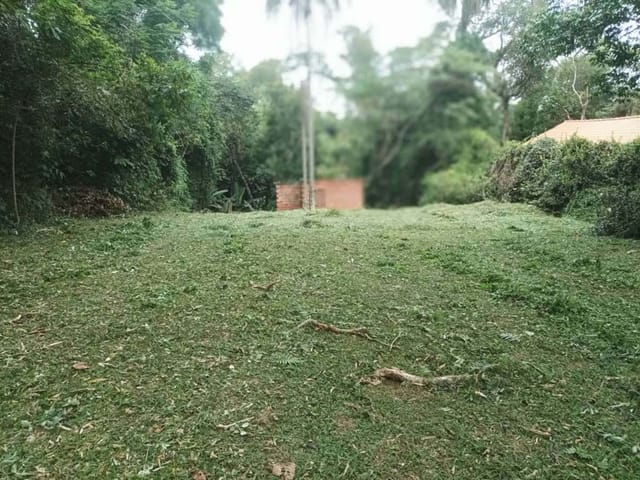 Terreno com 1871m², à venda, no bairro Chácara Represinha em Cotia