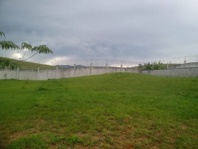 Terreno com 1025m², à venda, no bairro Condominio Village da Serra em Tremembé