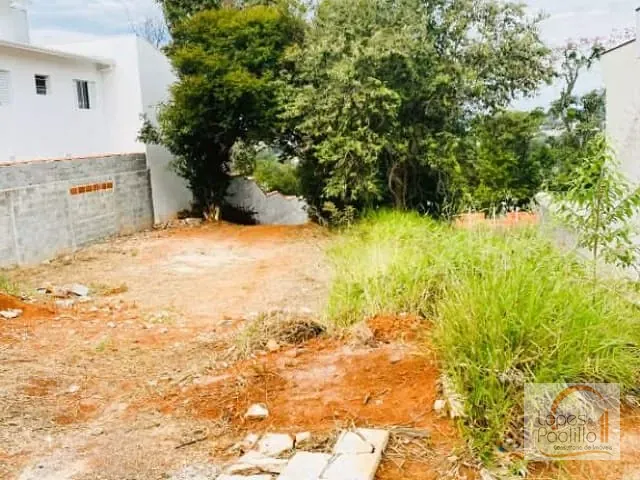 Terreno com 250m², à venda, no bairro Campos de Atibaia em Atibaia