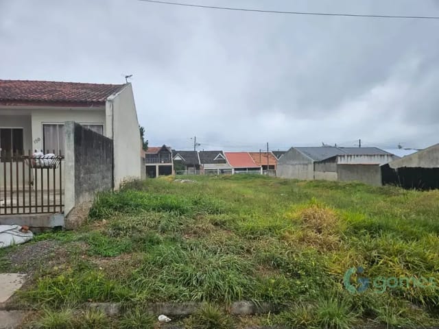 Terreno com 720m², à venda, no bairro Cristo Rei em Campo Largo