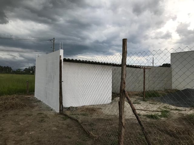 Terreno à venda, no bairro Residencial e Comercial Portal dos Eucaliptos em Pindamonhangaba