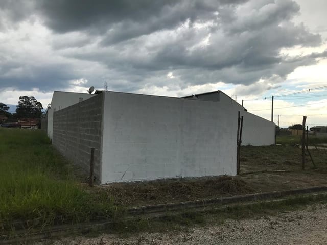 Terreno à venda, no bairro Residencial e Comercial Portal dos Eucaliptos em Pindamonhangaba