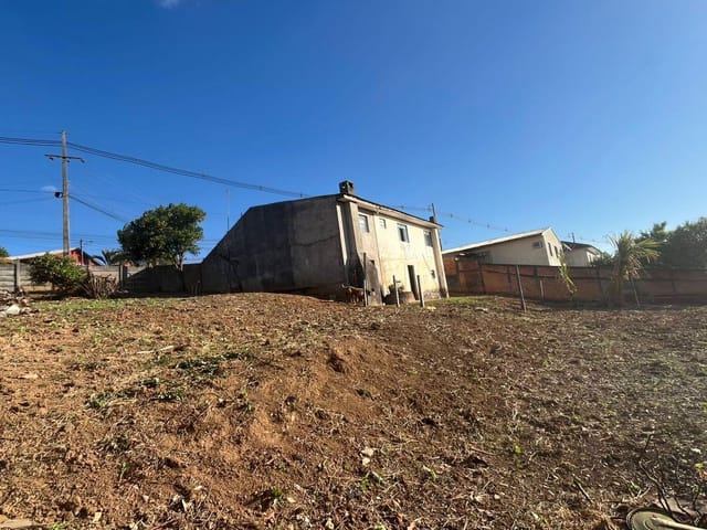 Terreno à Venda com 873,30 m² – Frente para Duas Ruas